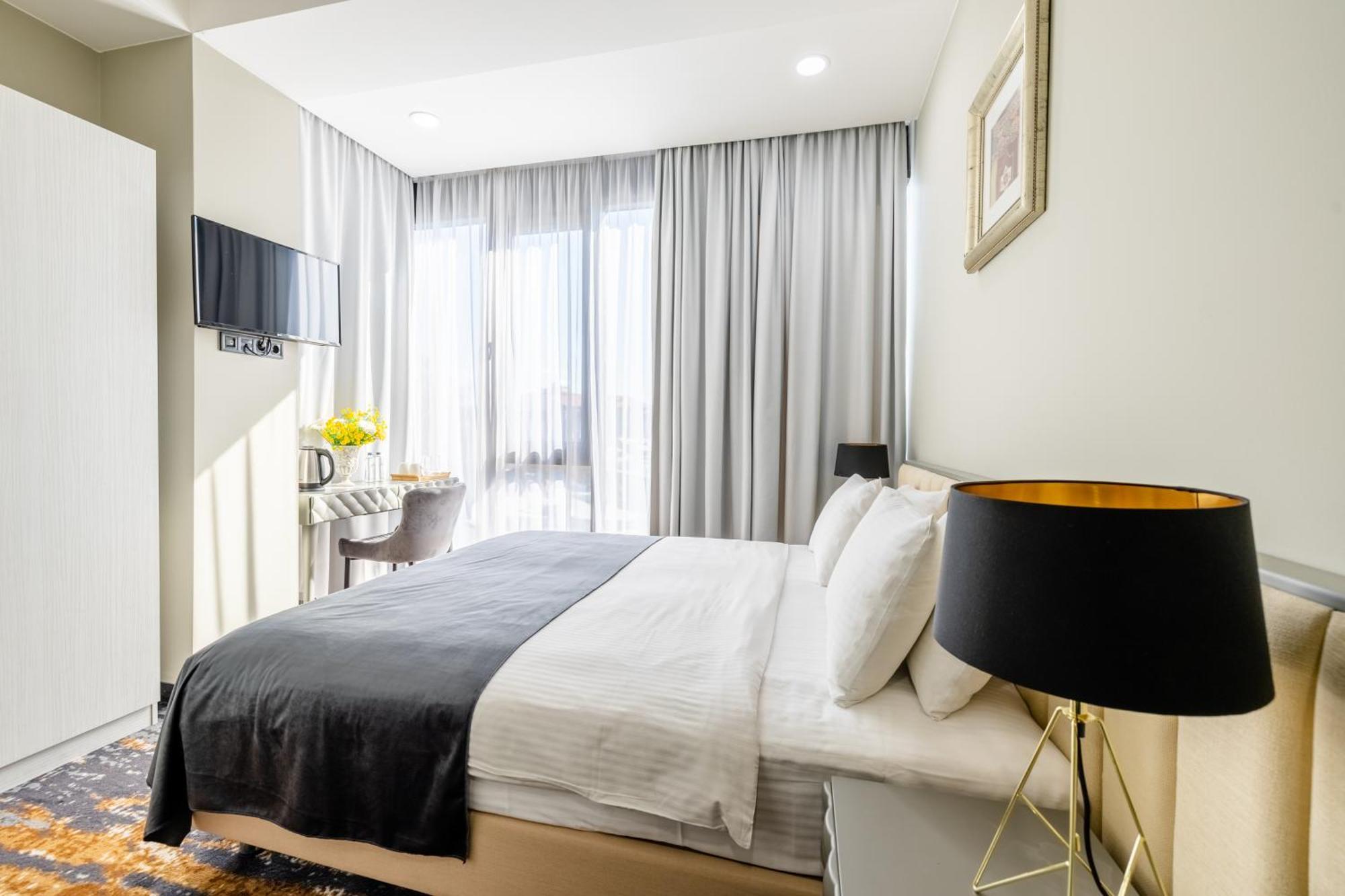 Hotel Brosse Garden Tbilisi Zewnętrze zdjęcie