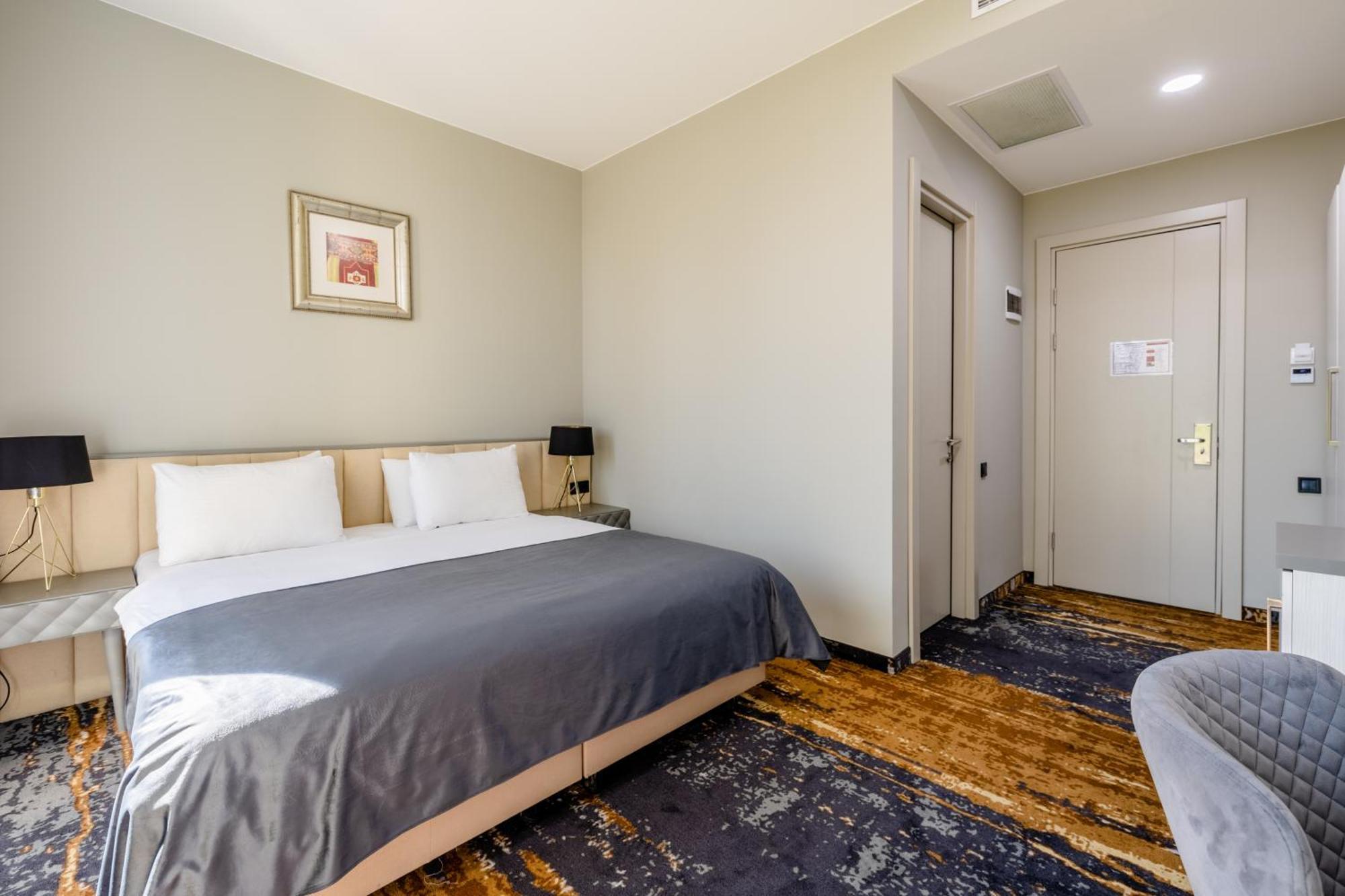 Hotel Brosse Garden Tbilisi Pokój zdjęcie