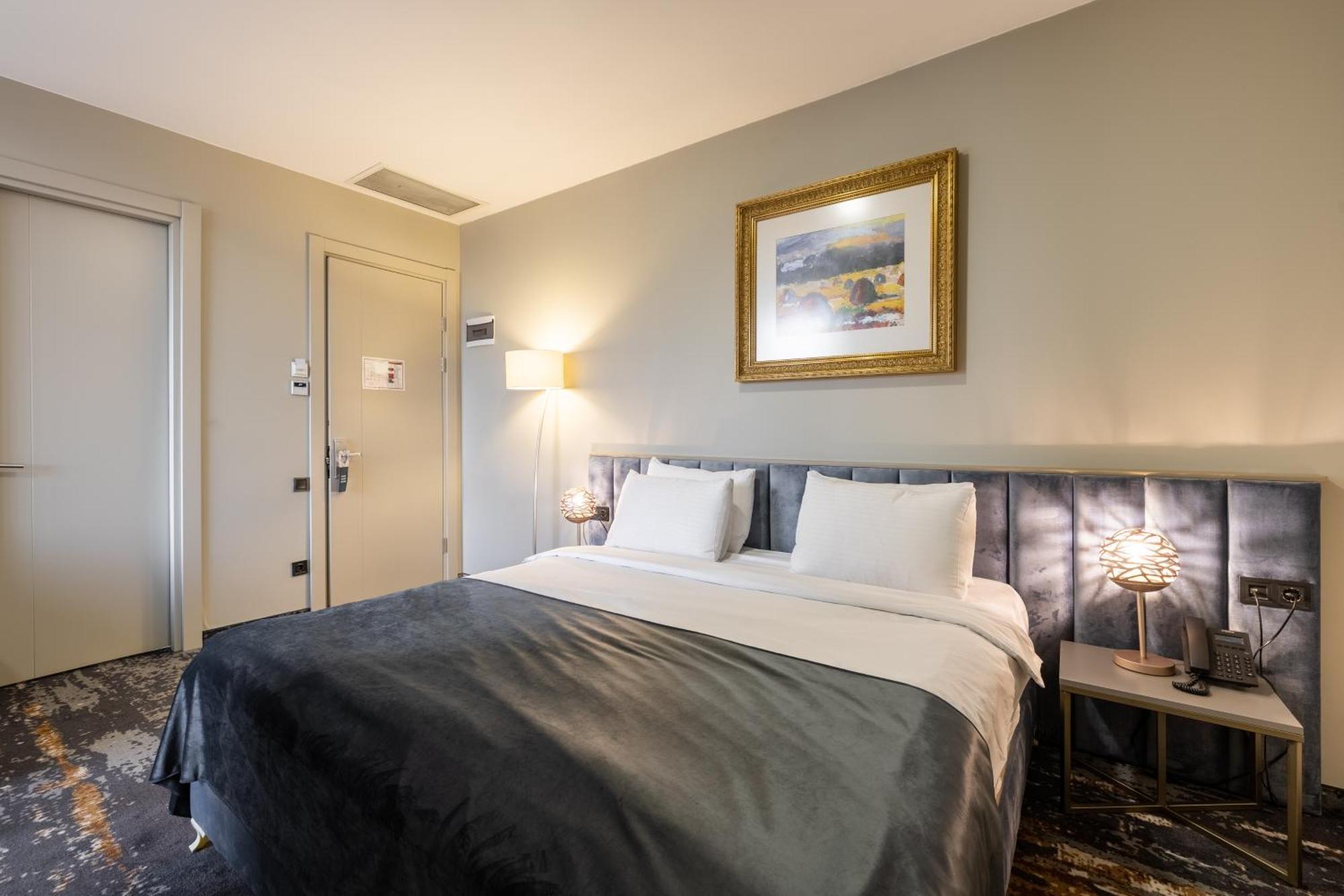 Hotel Brosse Garden Tbilisi Pokój zdjęcie