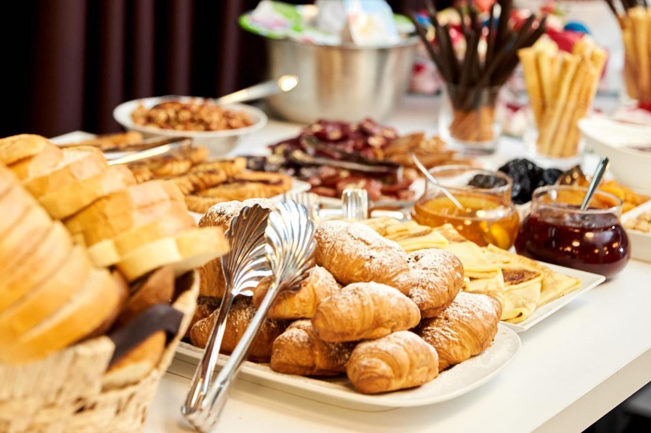 Hotel Brosse Garden Tbilisi Zewnętrze zdjęcie